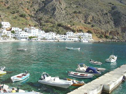 The small harbour in Loutro