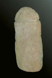 Idole à forme de phallus provenant de la Grotte Néolithique de Pelektia, Zakros