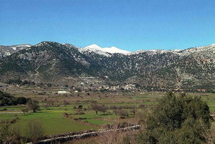 Askifou Plateau and the peak of Kastro of the Lefka Ori