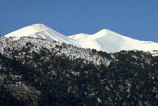 Il Monte Kastro che domina l'altipiano di Askifou