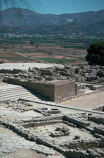 The palace of Festos and the Grand Staircase