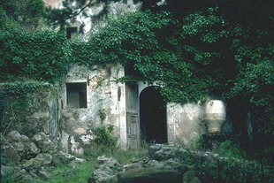 Das verlassene venezianische Dorf von Mili