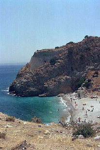 Ruines Vénitiennes et la plage de Paliokastro à l'ouest d'Iraklion