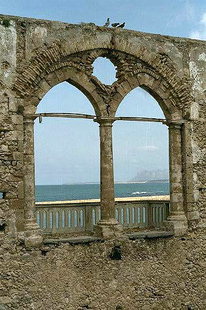 Le Grand Arsenale dans le port de Chania