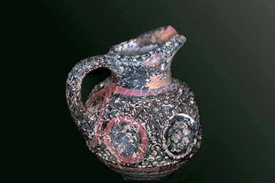 Prepalatial-style pottery