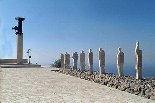 Monument à la Deuxième Guerre Mondiale, Arvi