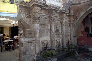 The Rimondi Fountain among the cafes of Rethimnon