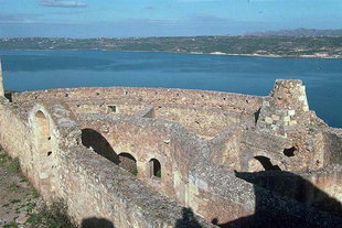 Die türkische Festung von Aptera mit Blick über die Soudabucht