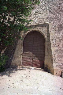 Small door in the Chanioporta, Iraklion