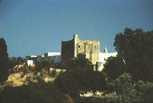 Der Turm des Xopateras im Odigitria-Kloster