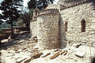 Tombes Byzantine dans la cour de l'église de Michael Archangelos, Episkopi