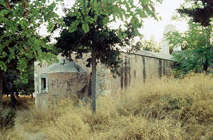 Agios Theodorios Trichinas was probably built on an earlier church, Fortezza