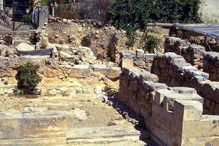 Scavi del palazzo minoico ad Arhanes