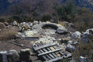 Cistern in the fort in Polirinia