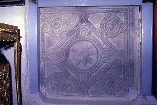 Byzantinische Marmorreliefs in der Panagia-Kirche