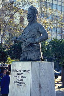 Statue of A. Skalides (Revolutionist) in Platia 1866, Chania