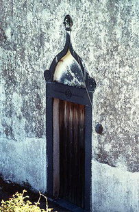 Le portail de l'église de la Panagia à Vigli