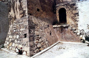 La torre di Xopateras nel Monastero di Odigitria