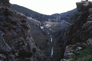 A gorge near Keratokambos
