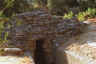 The tholos tomb in Arhanes
